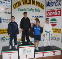 Rosati Fabio, Medaglia d'Argento e Saverese Pierluigi,  Medaglia di Bronzo Kg. 38 Esordienti - 16° Torneo Internazionale Vallo di Diano 2004